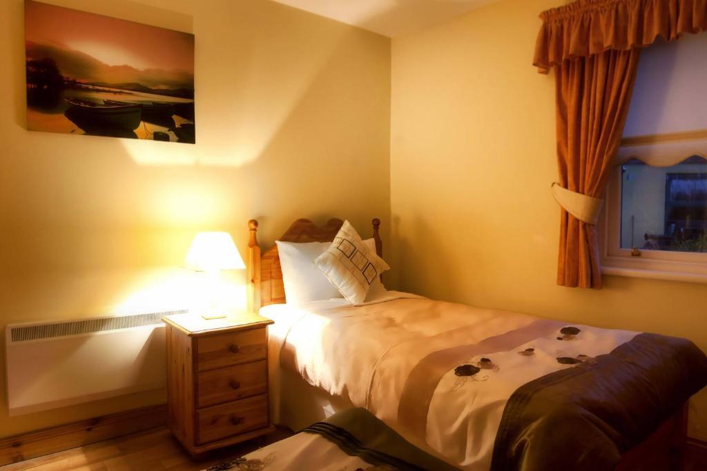 Mccarthy'S Lodge B&B Вэстпорт Номер фото